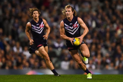 David Mundy has had his best season to date, and could take vital votes off Nat Fyfe. Image courtesy Daniel Carson/AFL Media/Getty Images 
